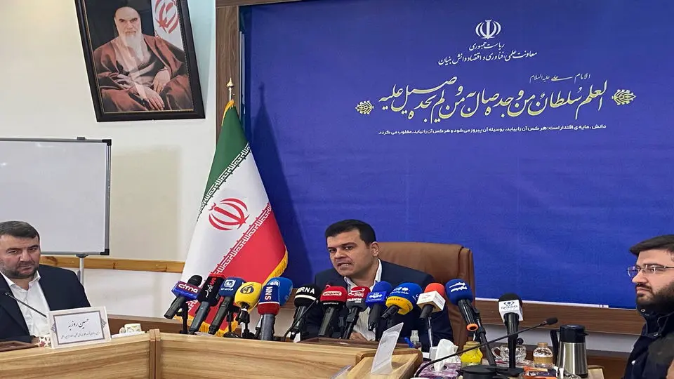 دستیار هوش مصنوعی برای رئیس جمهور و وزرا آماده میکنیم/ مشکل اینترنت و محدودیتهای آن با تلاش رئیس جمهور به زودی حل میشود