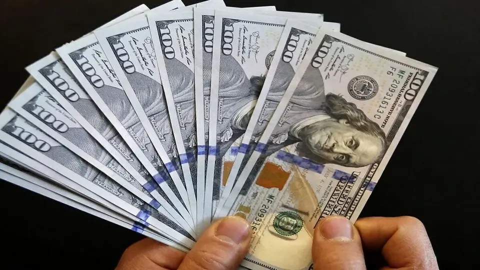 پیش بینی قیمت دلار فردا شنبه ۶ اردیبهشت